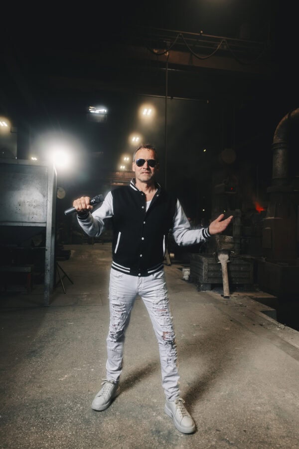 Carlo – Sänger der STRIKE Liveband